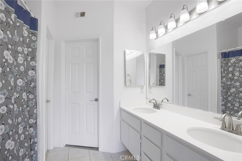 7766 E Portofino Avenue