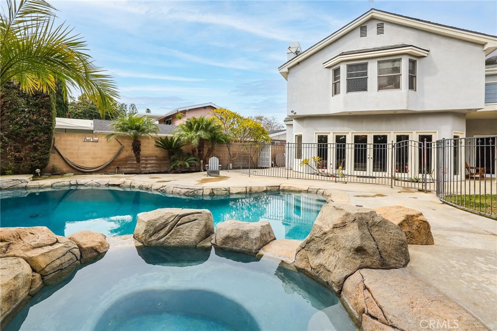 11412 Davenport Road