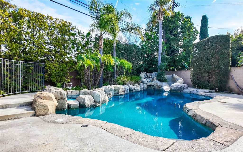 11412 Davenport Road