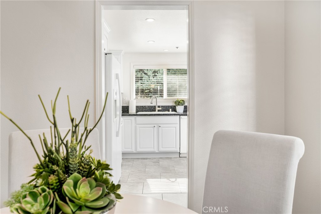 5847 E Rocking Horse Way 4