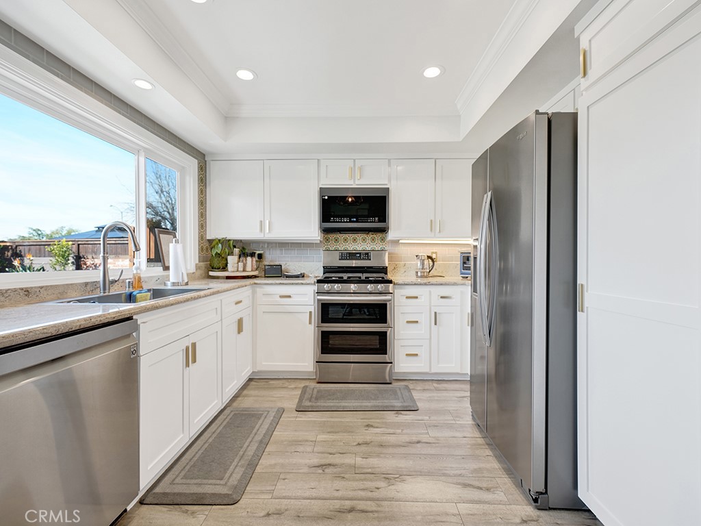 24272 Sunnybrook Circle