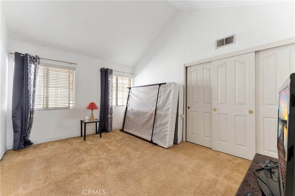 10252 Laurelwood Lane