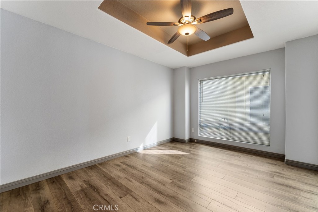 10252 Laurelwood Lane