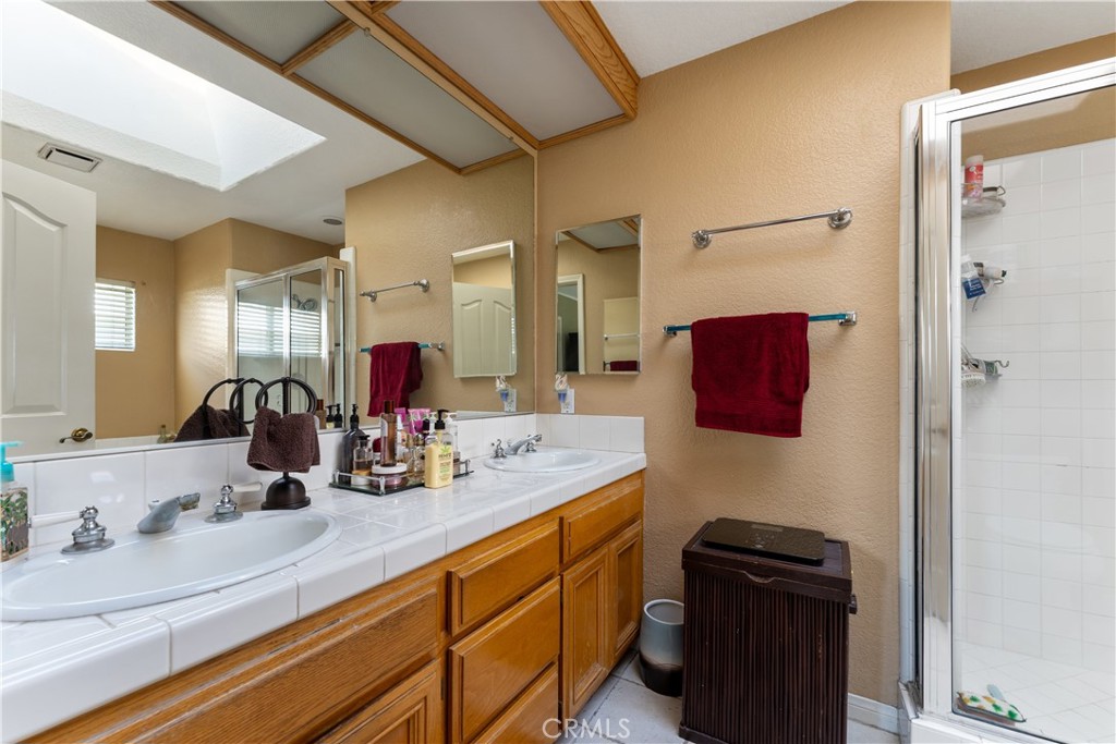 10252 Laurelwood Lane