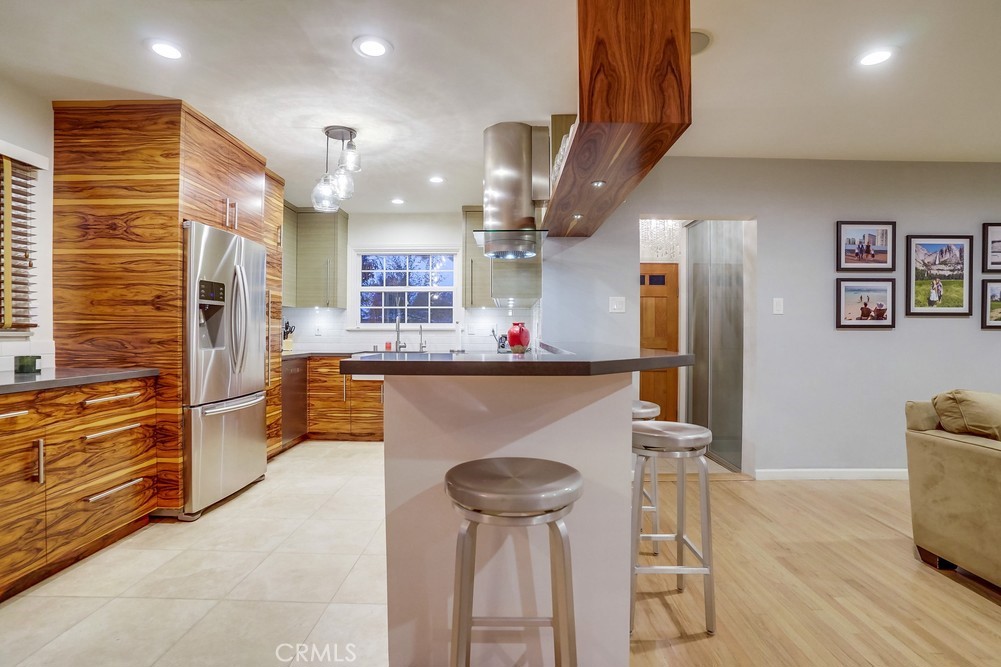 3440 Canehill Avenue