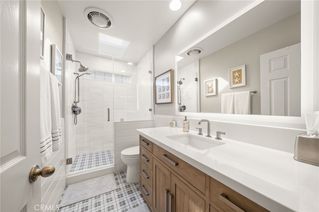 2235 Vuelta Grande Avenue