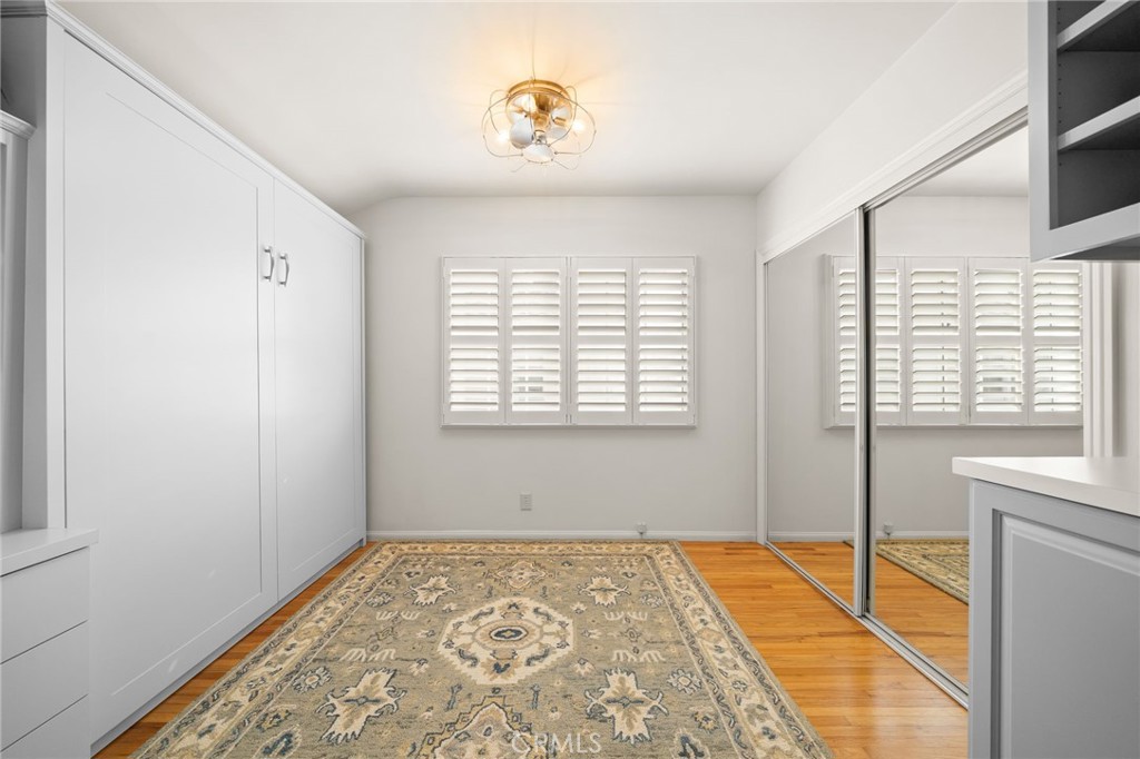 2235 Vuelta Grande Avenue