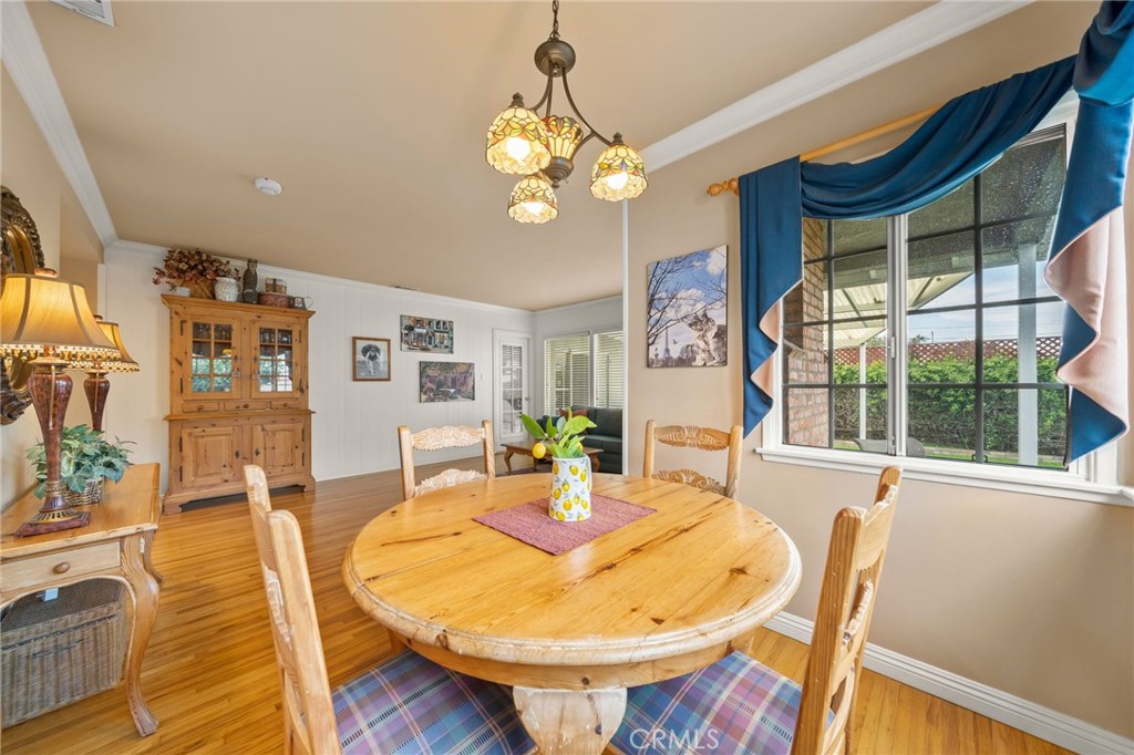 2235 Vuelta Grande Avenue