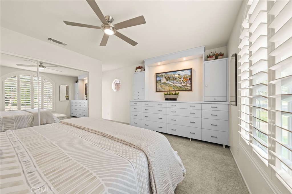 2235 Vuelta Grande Avenue