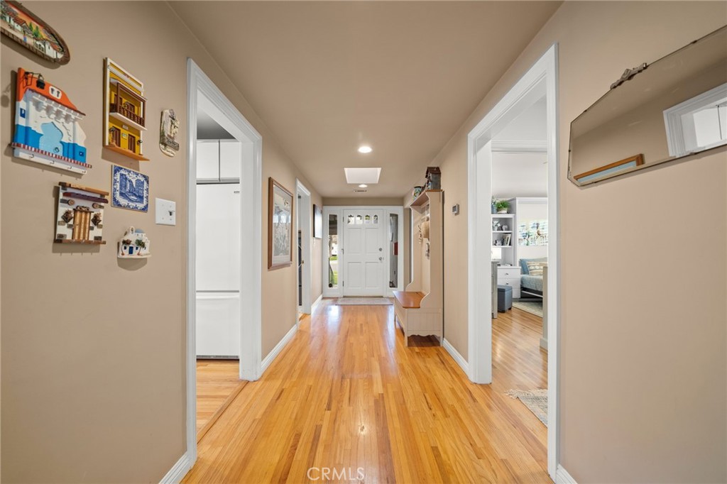 2235 Vuelta Grande Avenue