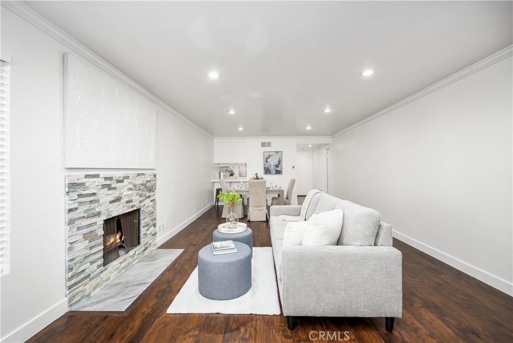 2500 E Willow Street 107