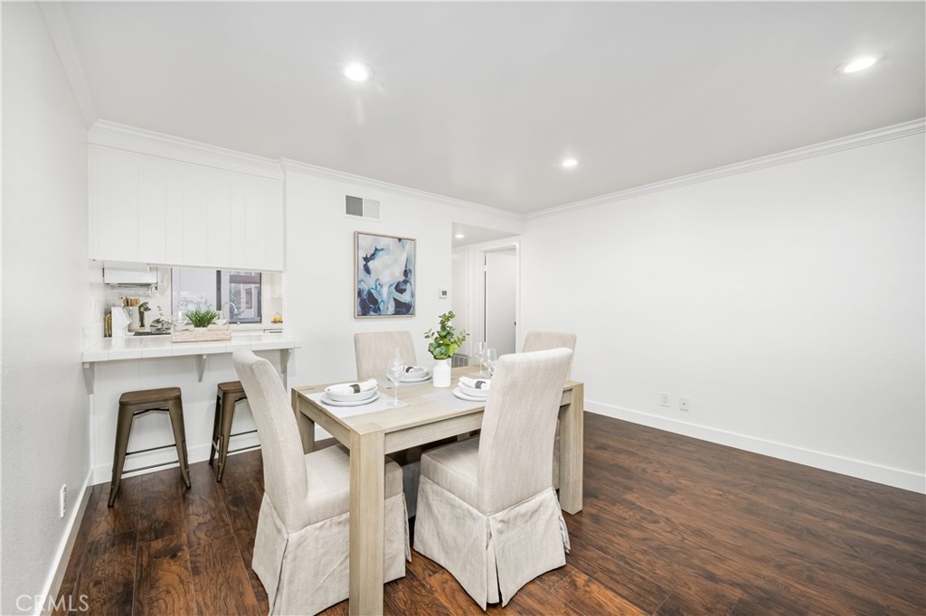 2500 E Willow Street 107