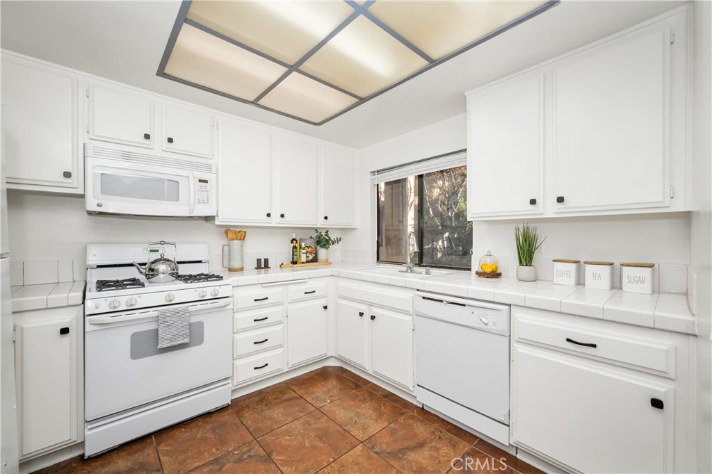 2500 E Willow Street 107