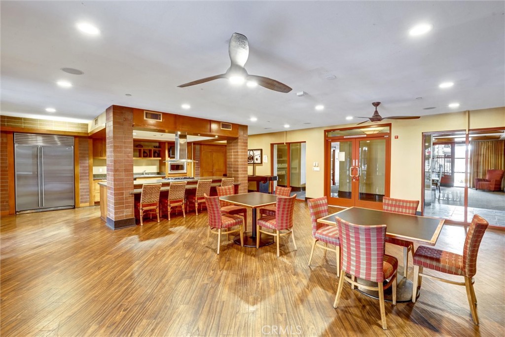 1801 E Katella Avenue 2163