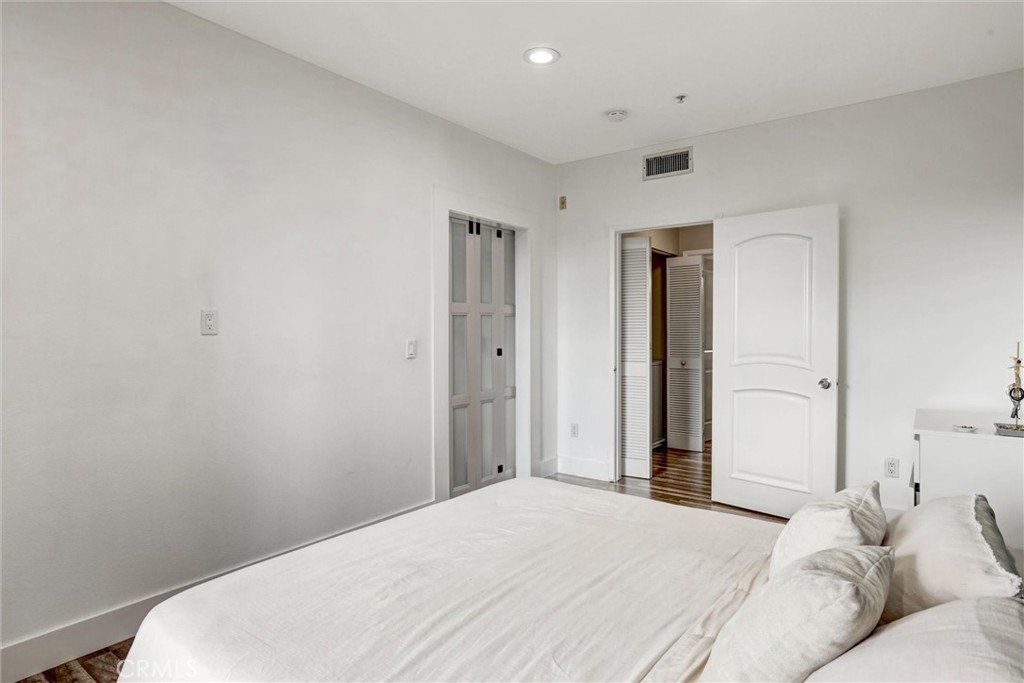 1801 E Katella Avenue 2163