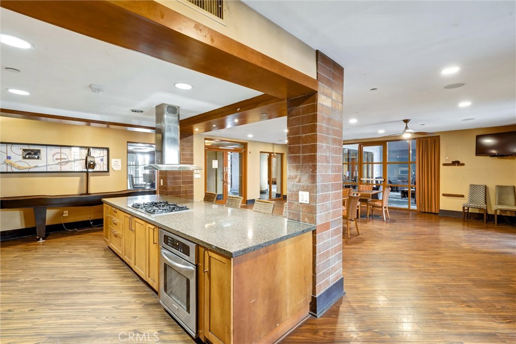 1801 E Katella Avenue 2163