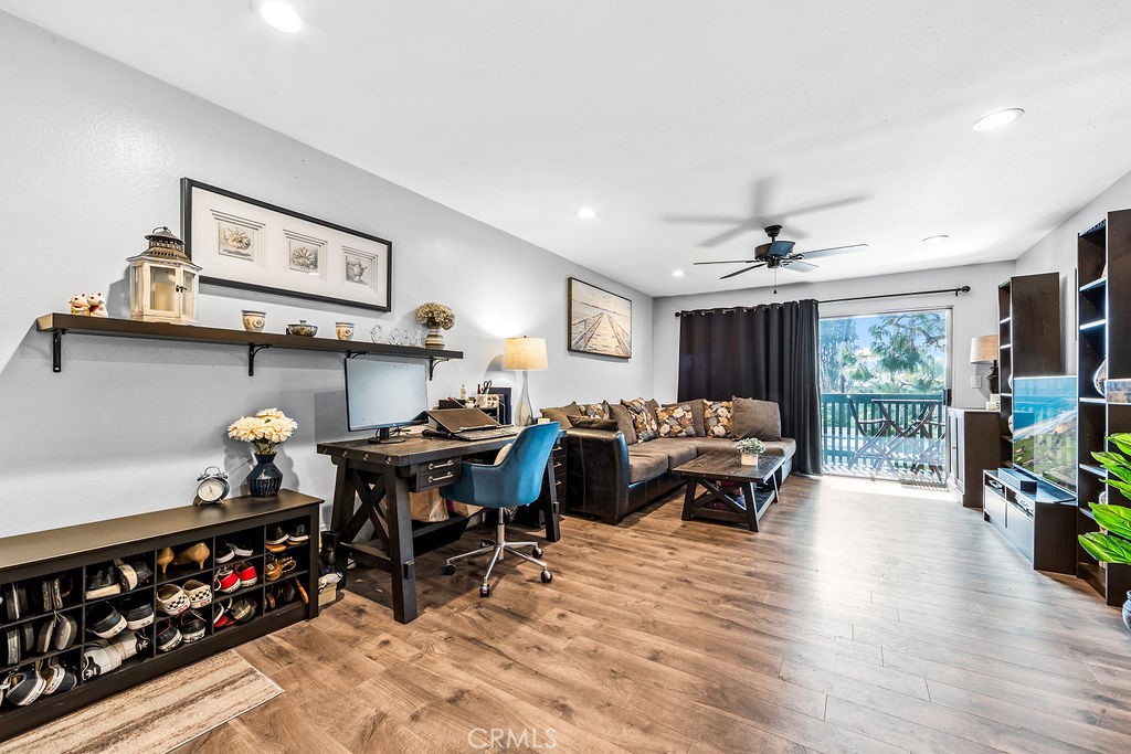 552 N Bellflower Boulevard 314