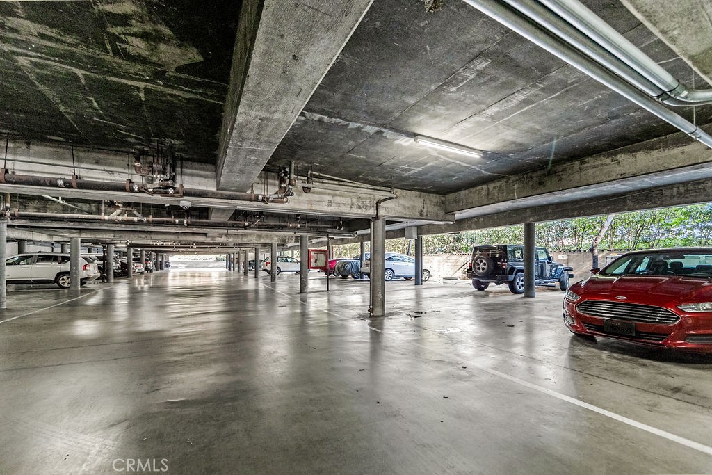 552 N Bellflower Boulevard 314