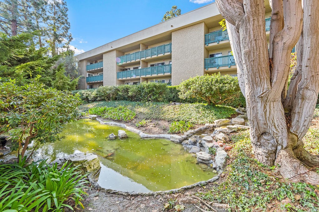 552 N Bellflower Boulevard 314