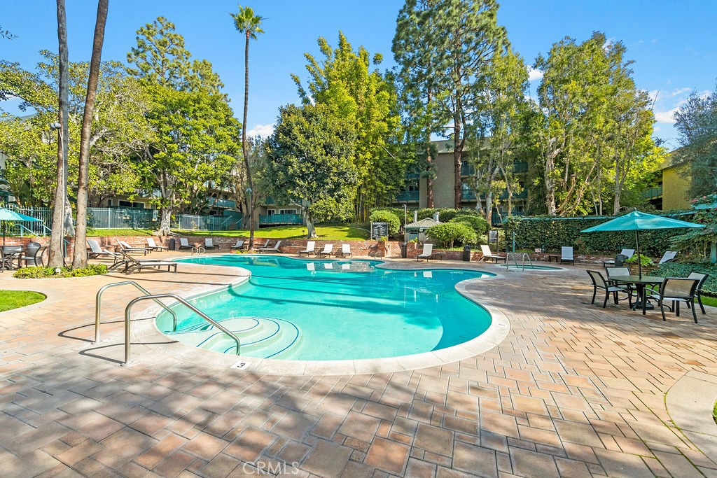 552 N Bellflower Boulevard 314