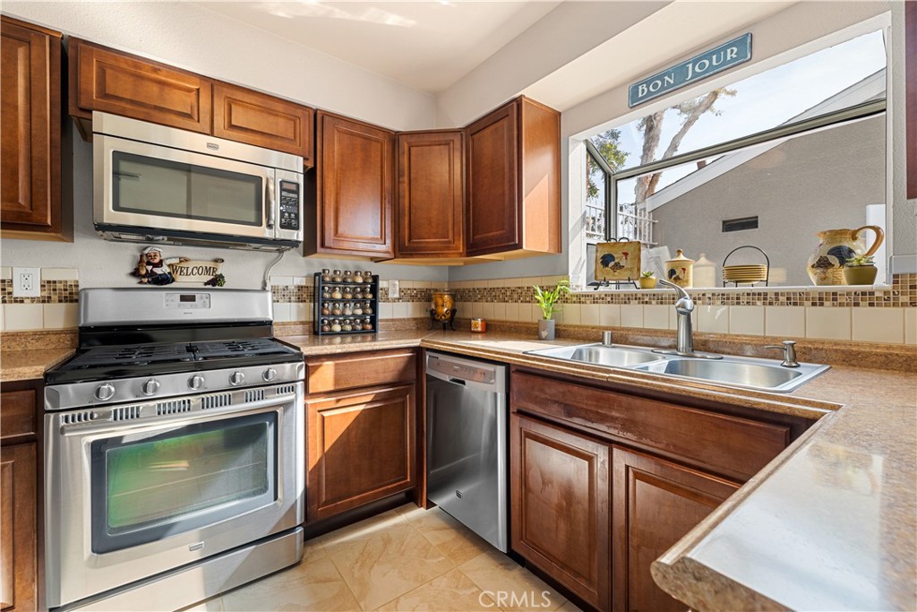 17720 Devonshire Street 1