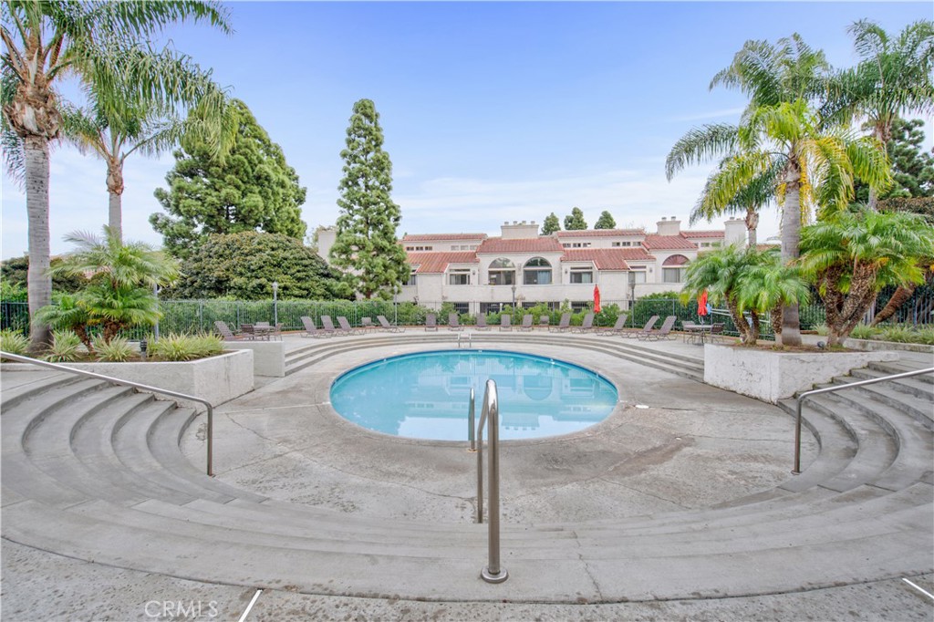 5032 Dorado Drive 202