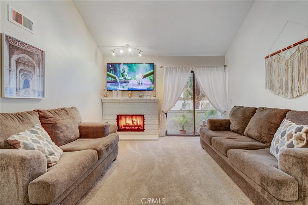 5032 Dorado Drive 202