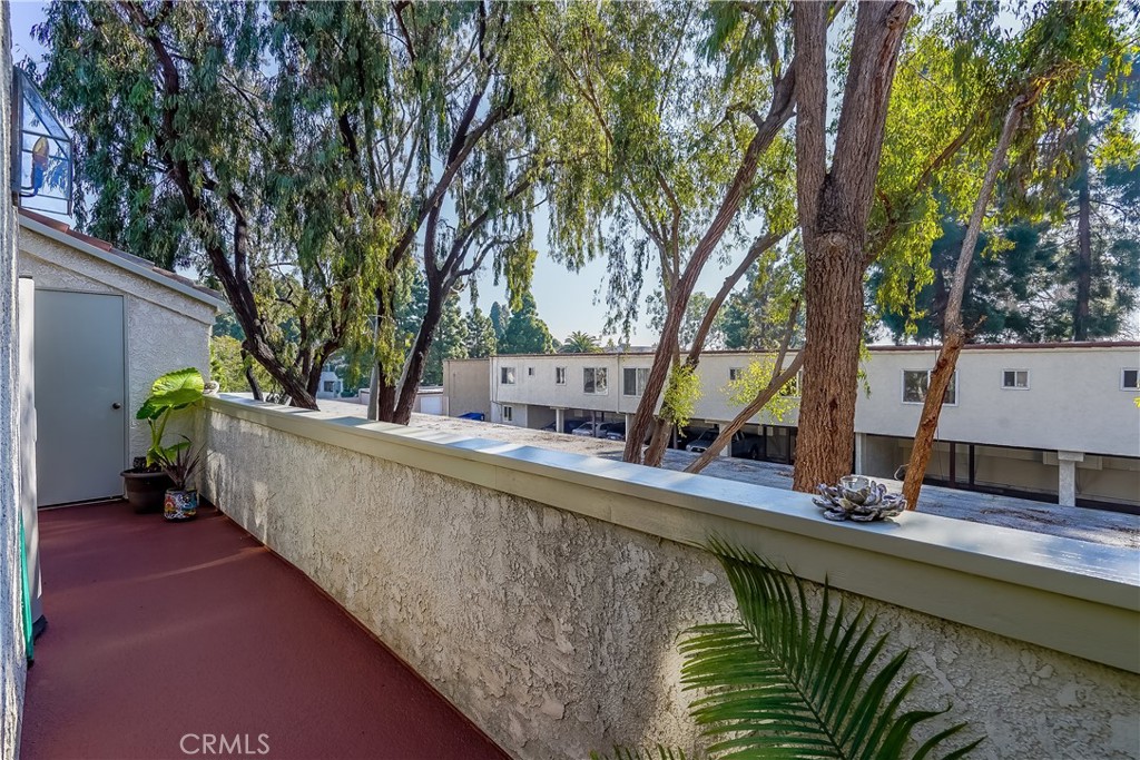 5032 Dorado Drive 202