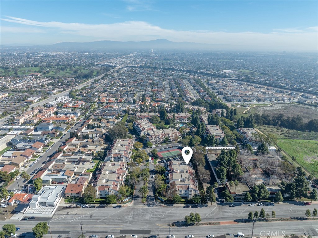 5032 Dorado Drive 202