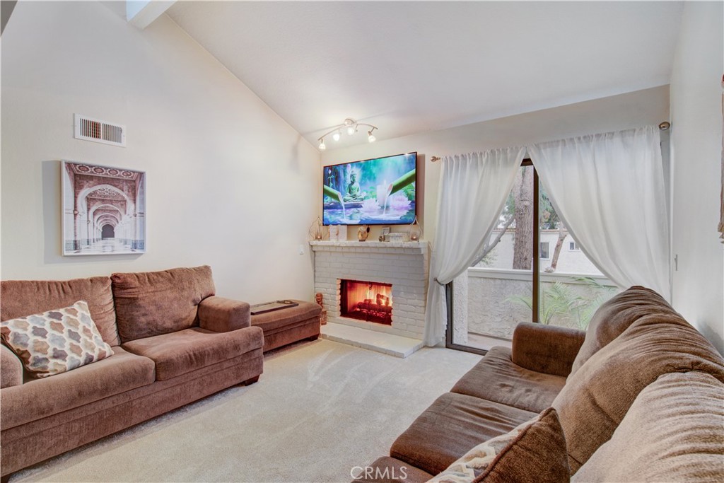 5032 Dorado Drive 202