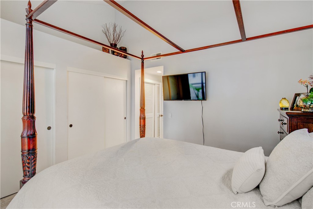 5032 Dorado Drive 202