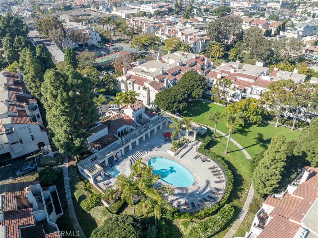 5032 Dorado Drive 202