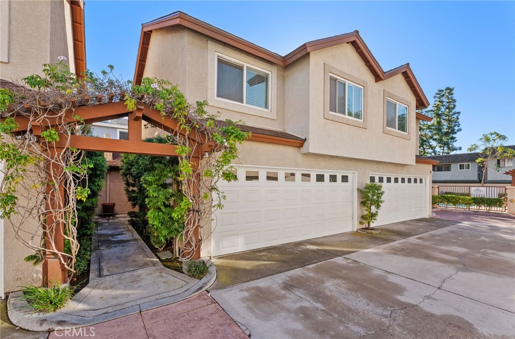 2233 Fairview Road L