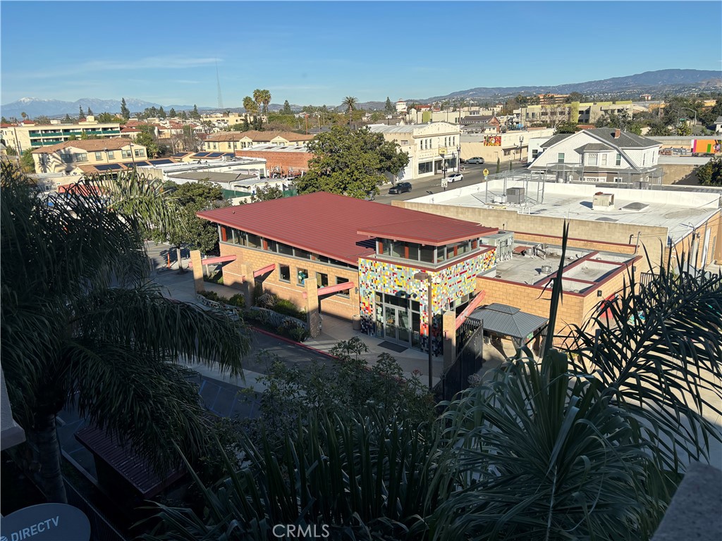 450 E 4th Street 416