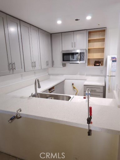 450 E 4th Street 416