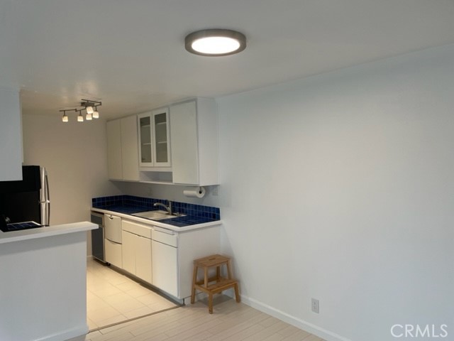 412 N Bellflower Boulevard 104