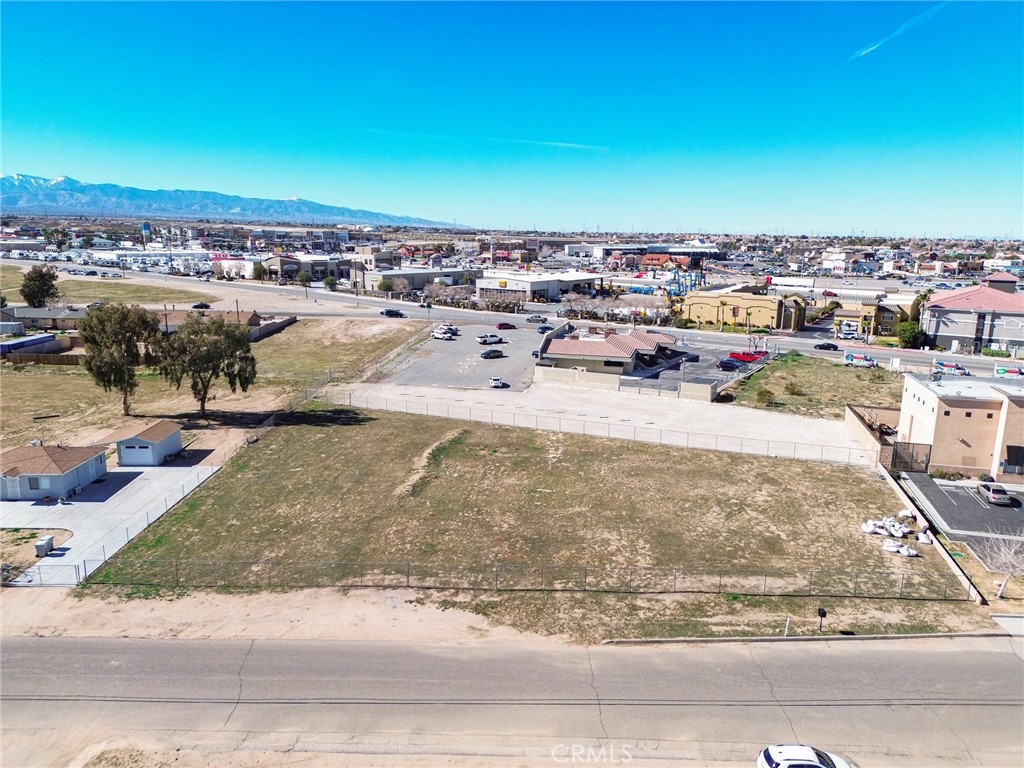 11942 Hemlock Avenue