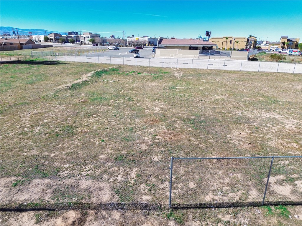 11942 Hemlock Avenue