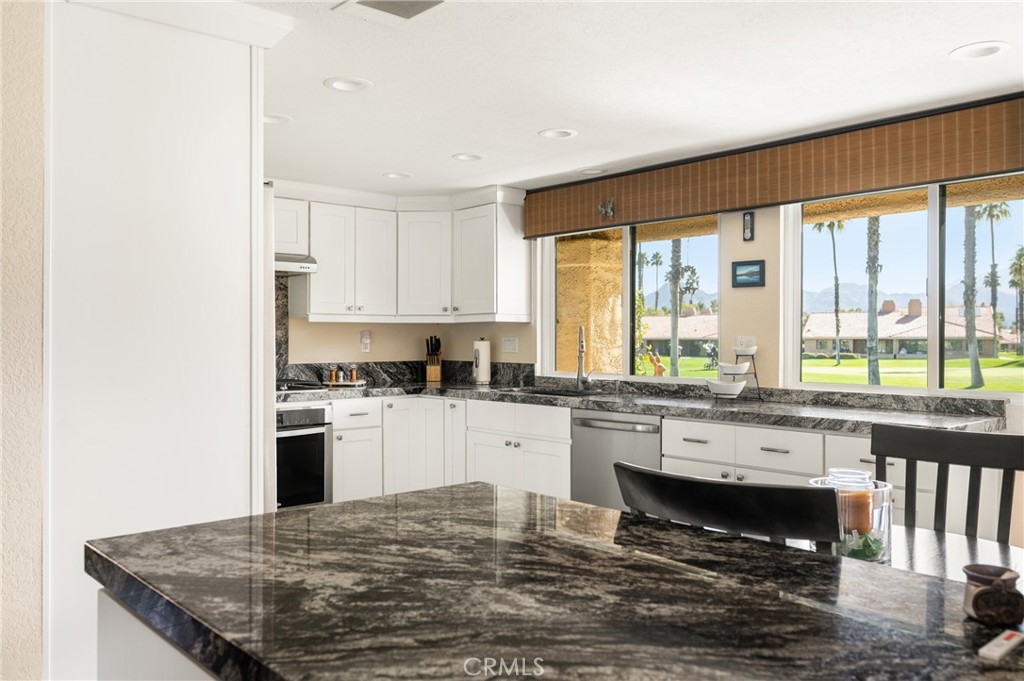 185 Camino Arroyo N N