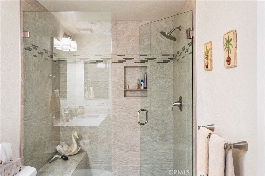 185 Camino Arroyo N N