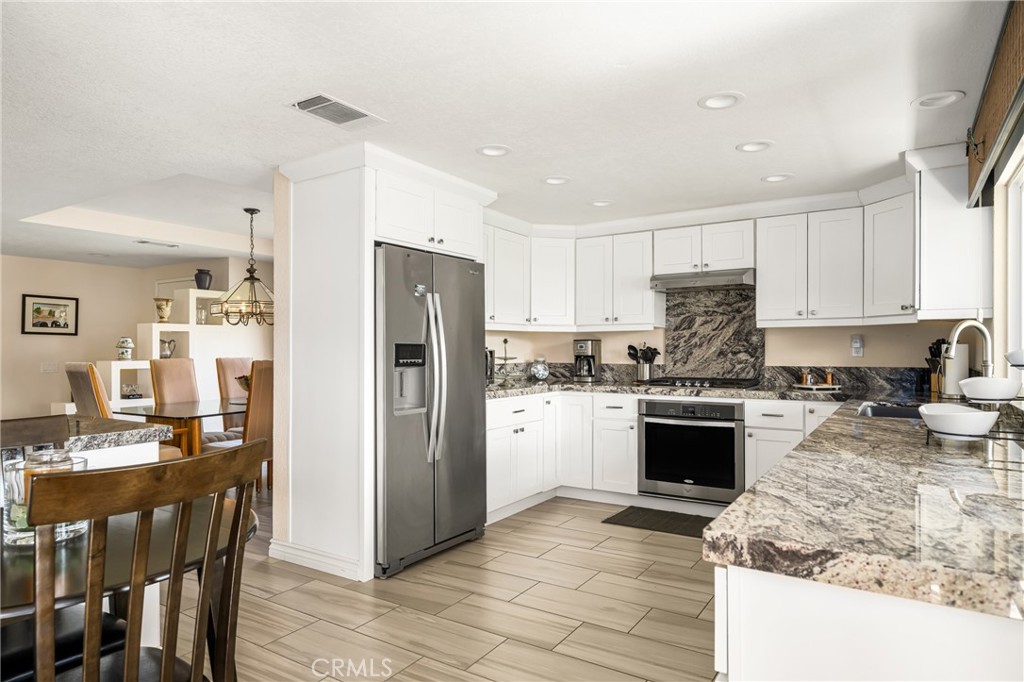 185 Camino Arroyo N N