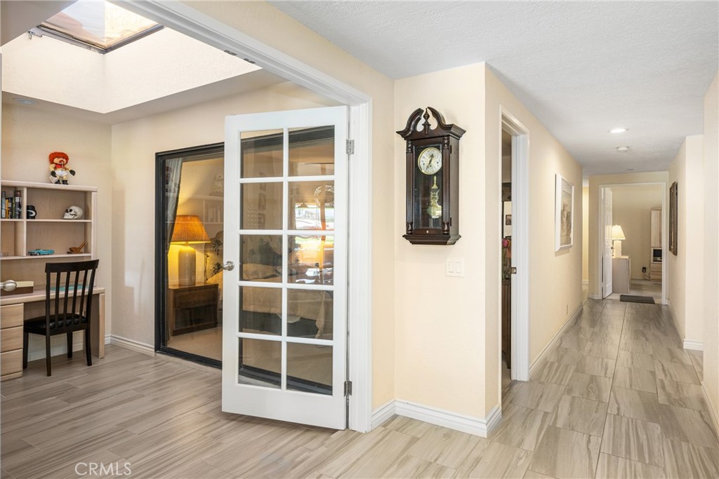 185 Camino Arroyo N N