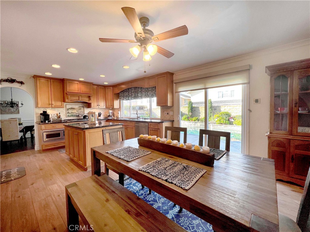 1819 Mac Innes Place