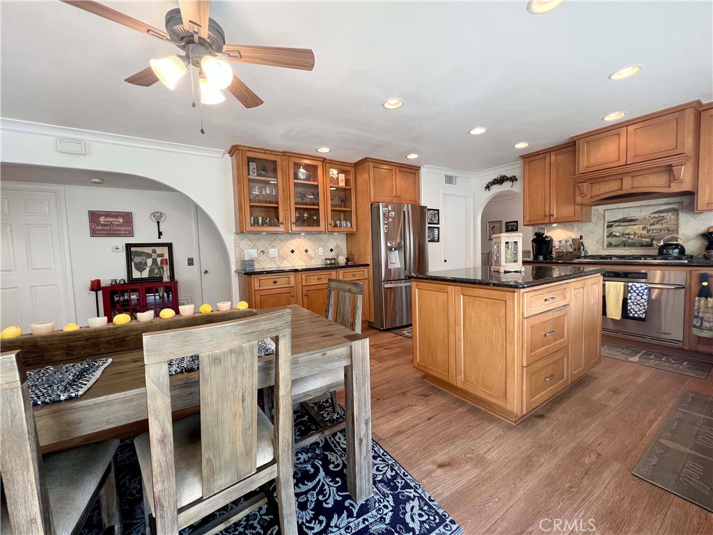 1819 Mac Innes Place