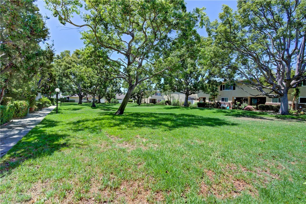 1921 Sherry Lane 109