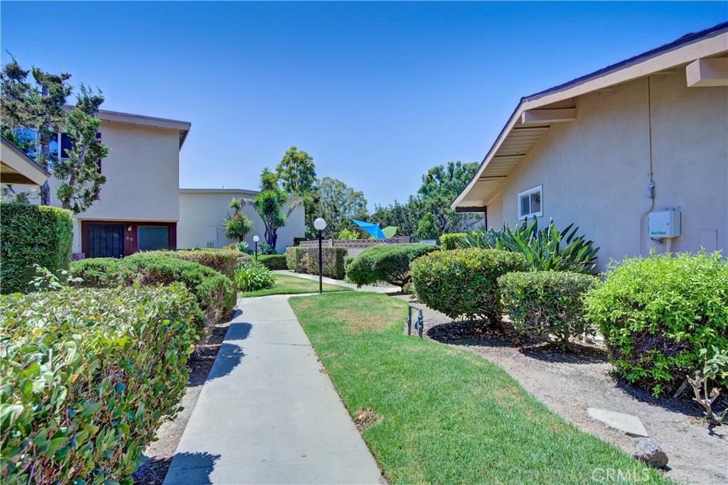 1921 Sherry Lane 109