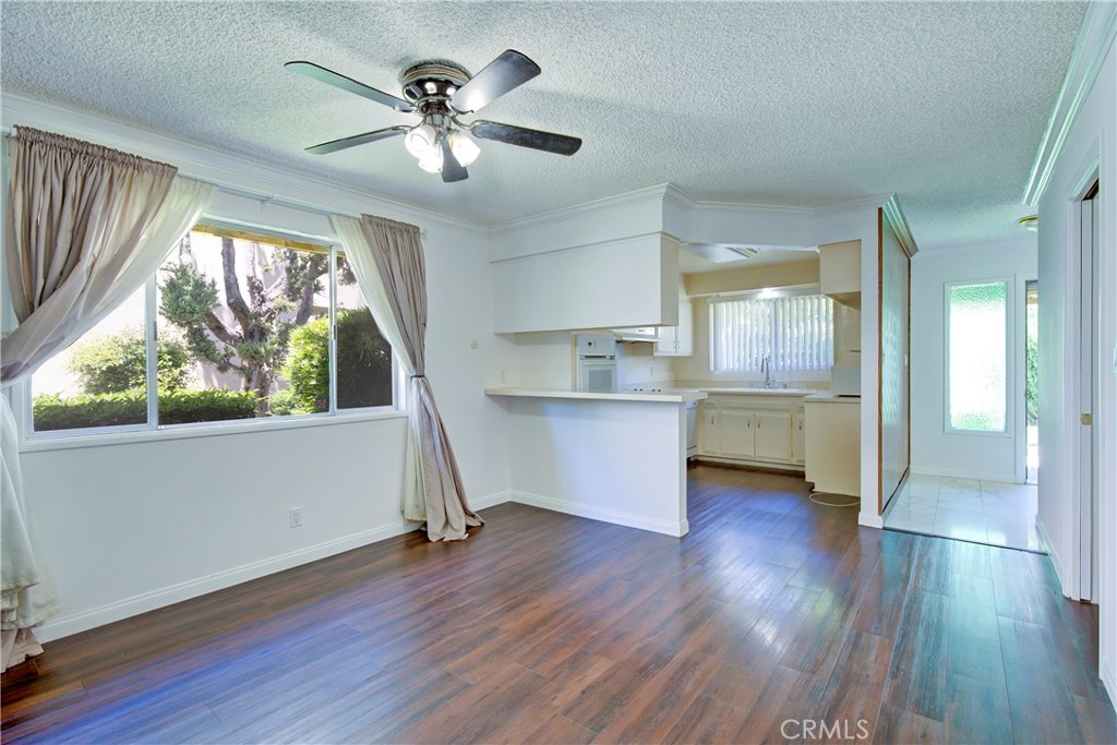 1921 Sherry Lane 109