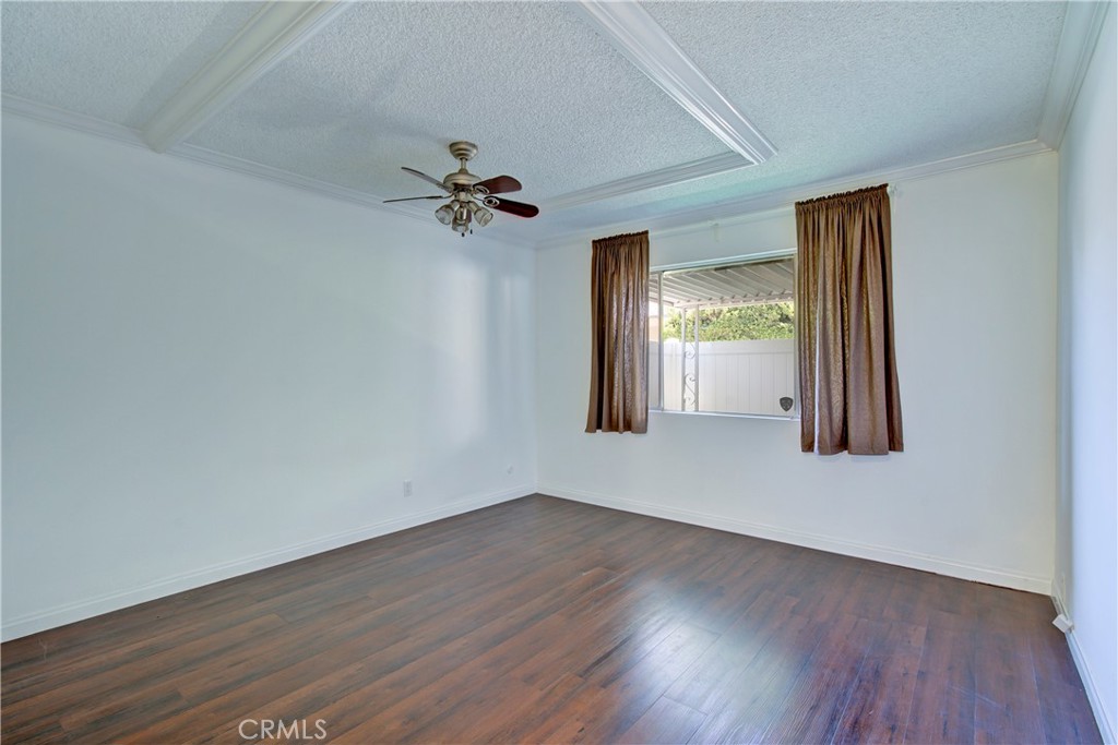 1921 Sherry Lane 109