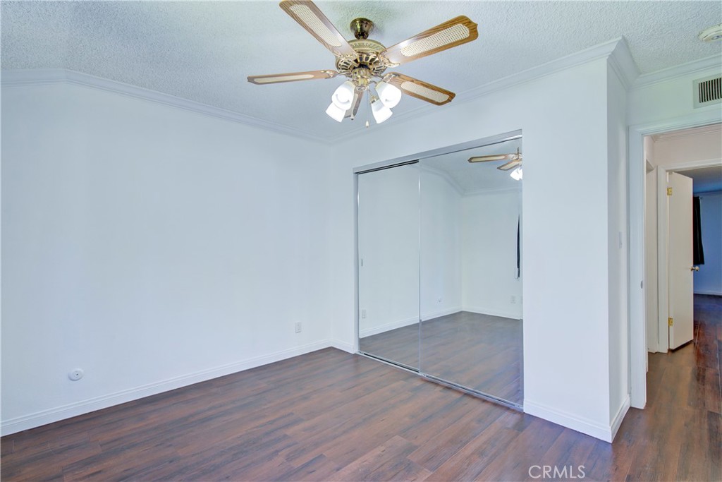 1921 Sherry Lane 109