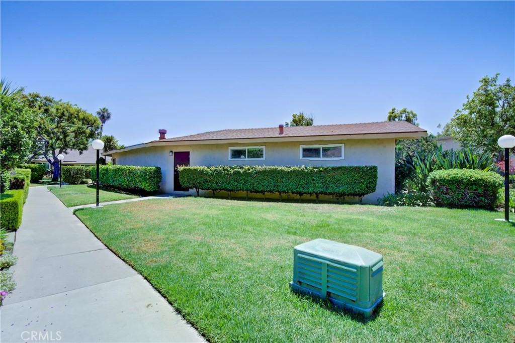 1921 Sherry Lane 109